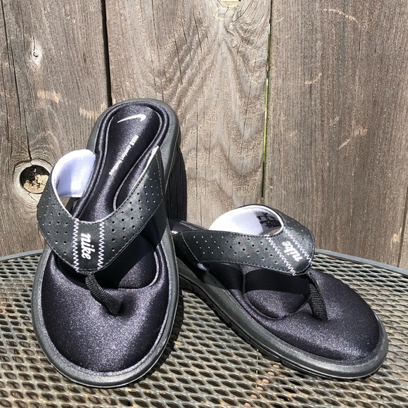 nike memory foam flip flops